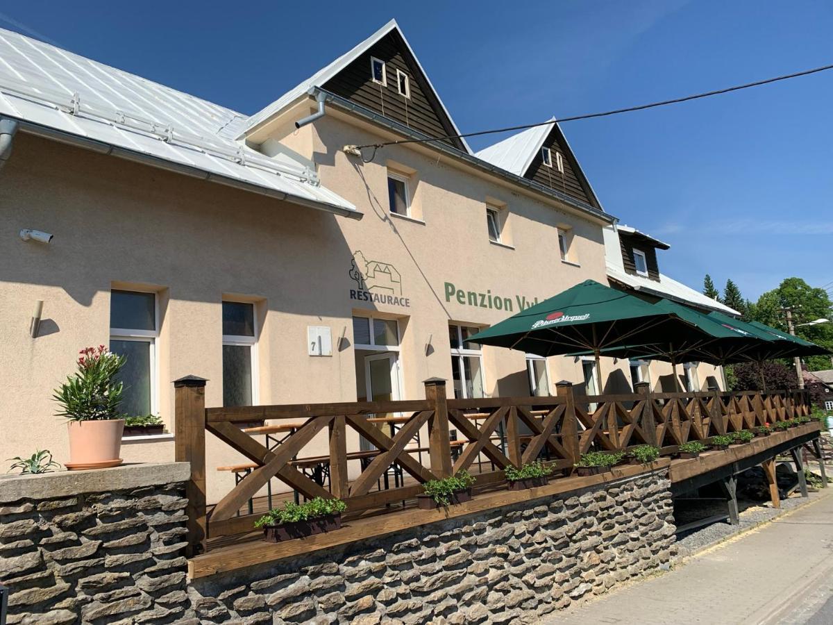Penzion a Restaurace Vyhlídka Zelezna Ruda Exterior foto